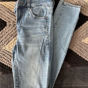 American Eagle Light Wash Jegging